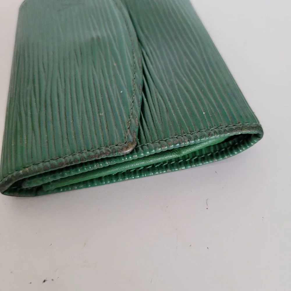Louis Vuitton Borneo Green Epi Leather Compact Wallet Coin Purse CA0926